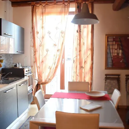 A Casa Di Sebina Aeroporto di Catania Fontana Rossa